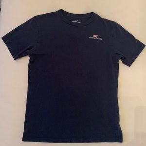 Vineyard Vines kid’s t- shirt. Size medium   Great condition